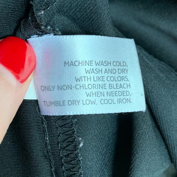 Old Navy silky black tank top, size L - Picture 6 of 6